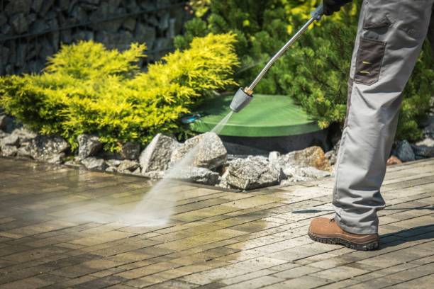 Best Pool Deck Cleaning  in East Uniontown, PA